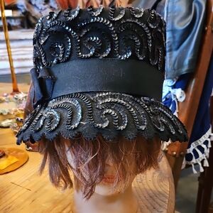 VINTAGE NEUMANN ENDLER FAIRFIELD FELTS 100% WOOL WOMEN'S BLACK HAT